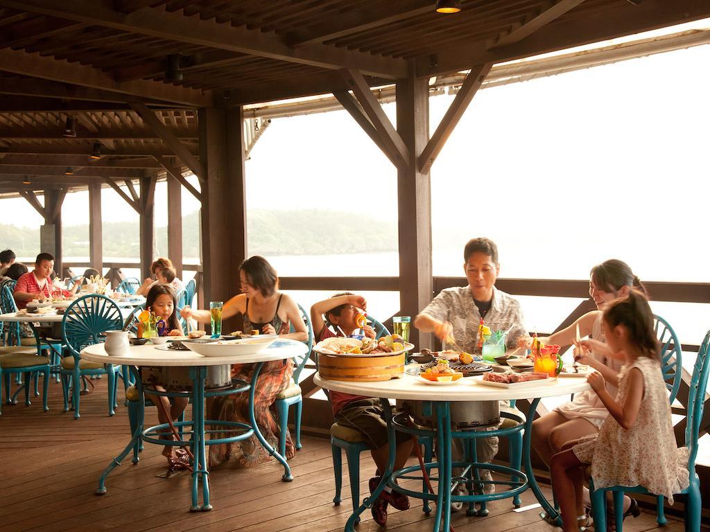 Renaissance Okinawa Resort Онна Экстерьер фото