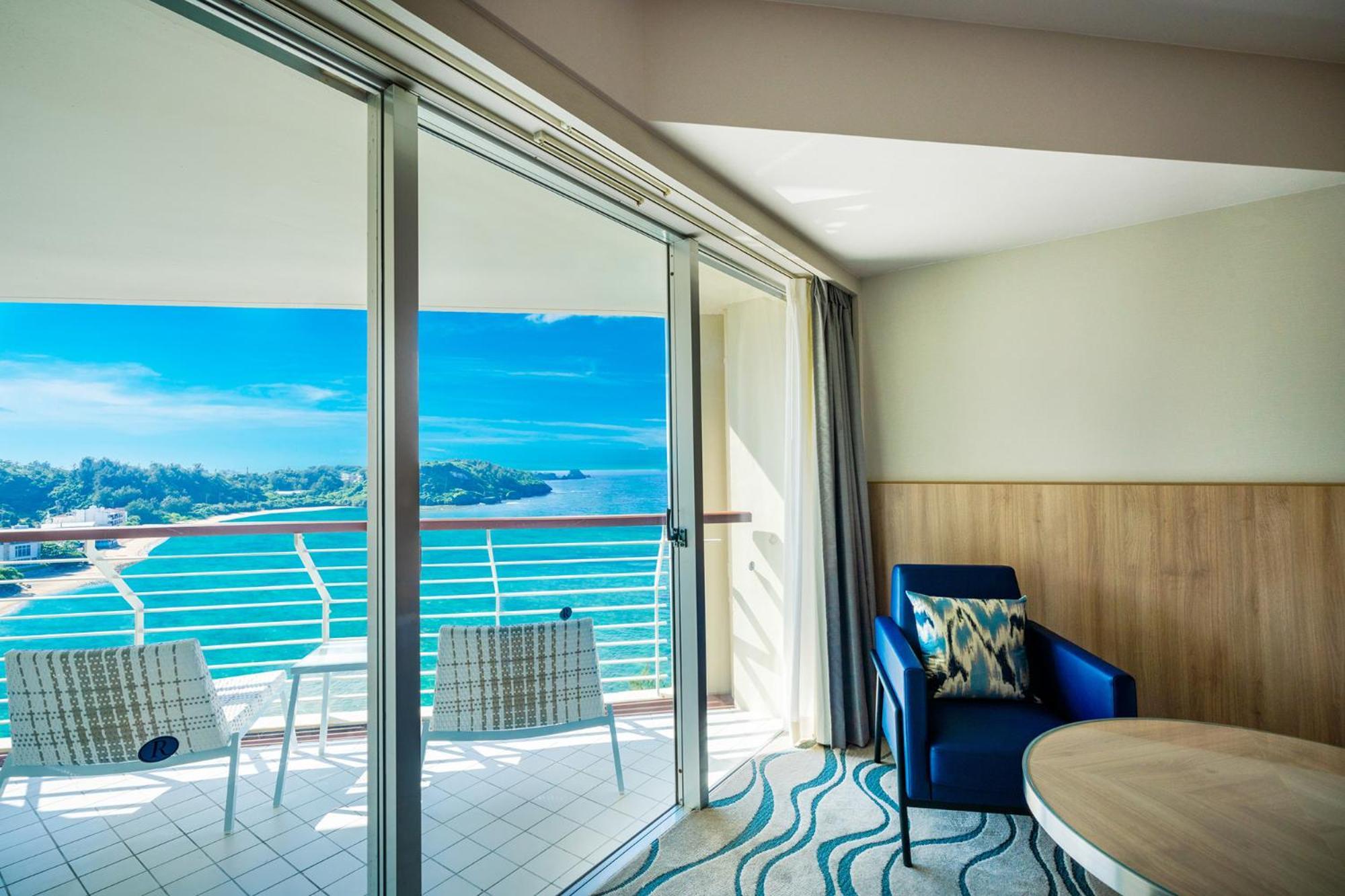 Renaissance Okinawa Resort Онна Экстерьер фото