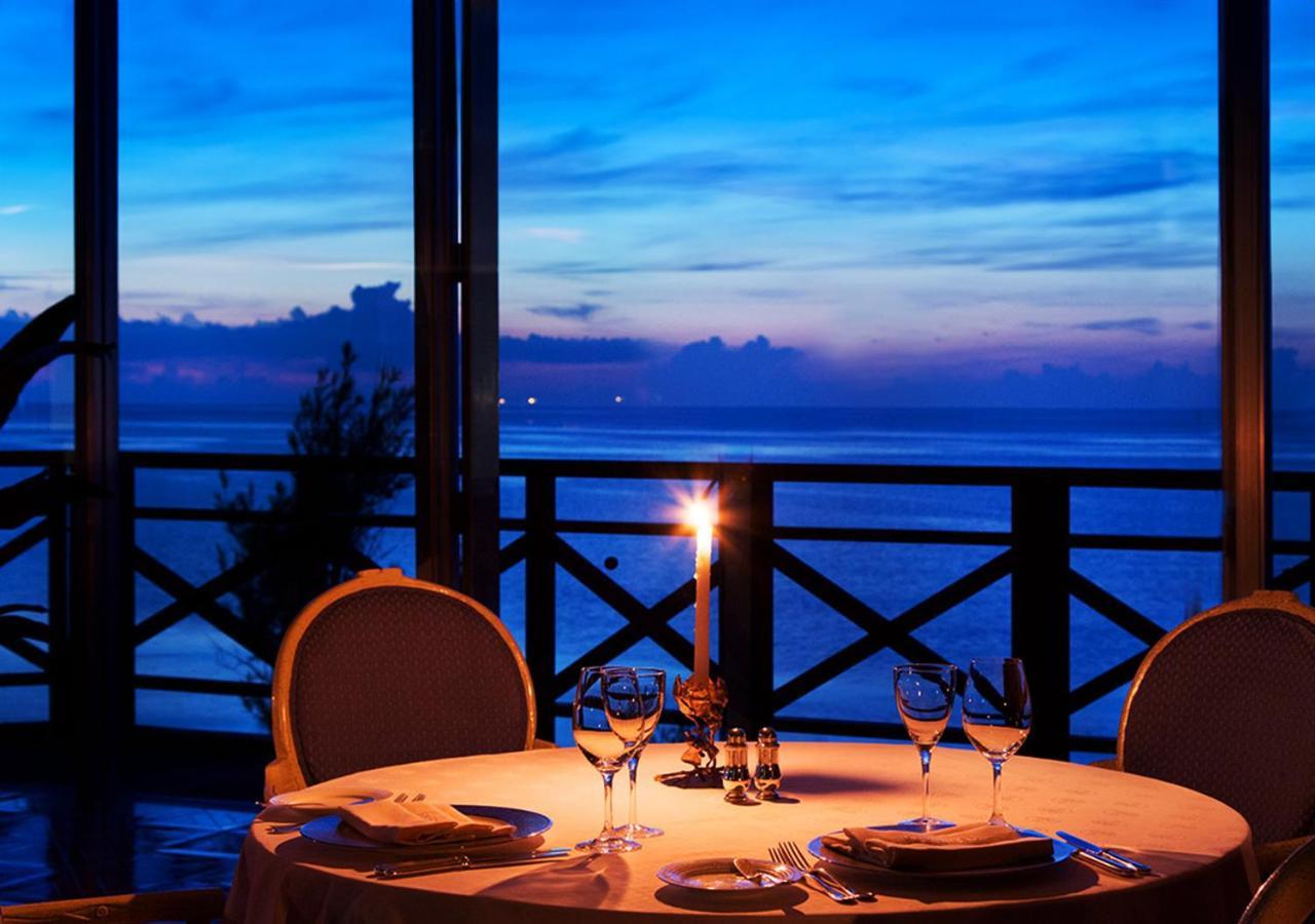 Renaissance Okinawa Resort Онна Экстерьер фото