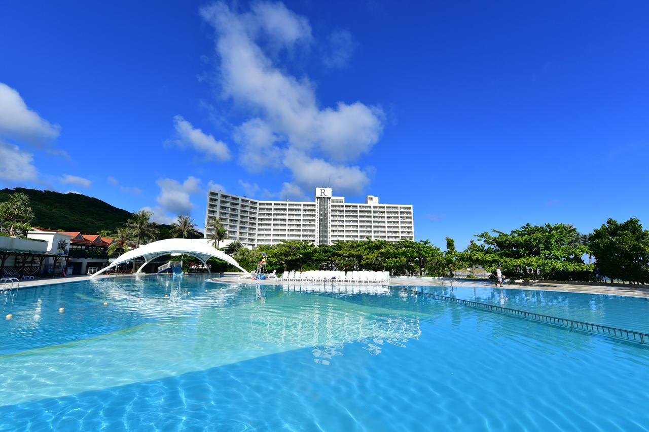 Renaissance Okinawa Resort Онна Экстерьер фото