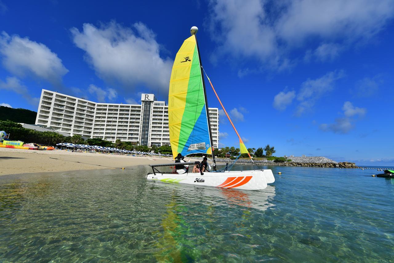 Renaissance Okinawa Resort Онна Экстерьер фото